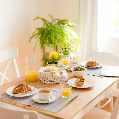 Praca Amarela By Heart Of