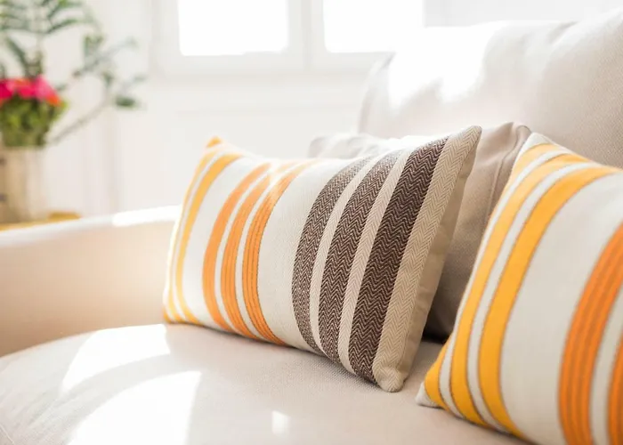 Praca Amarela By Heart Of