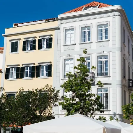 Praça Amarela By Heart Of *