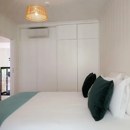 Praca Amarela By Heart Of Apartment