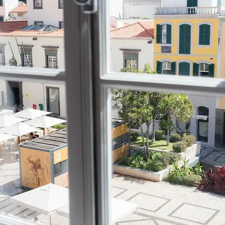 Praca Amarela By Heart Of Appartement *