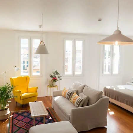 Praca Amarela By Heart Of