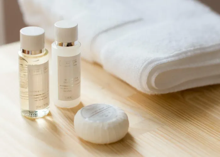 Praca Amarela By Heart Of *