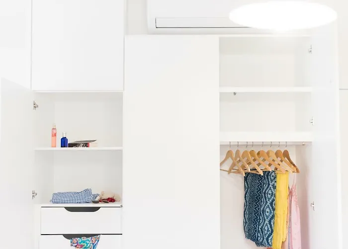 Praca Amarela By Heart Of * Funchal (Madeira)